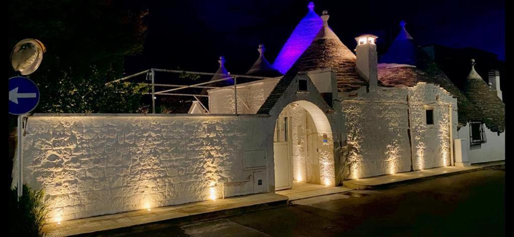 アルベロベッロ Ml Vacanze In Puglia Trullo Maestroゲストハウス エクステリア 写真
